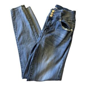 Mellow Jeans Medium Wash Skinny Jeans – Size 11